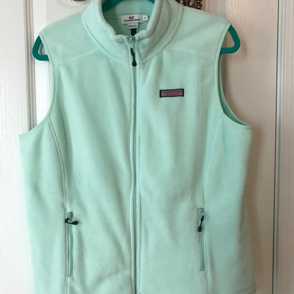 Vineyard Vines Vest - Picture 5 of 5